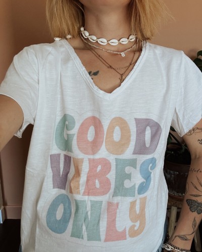 tee-shirt good vibes loose vintage bohème